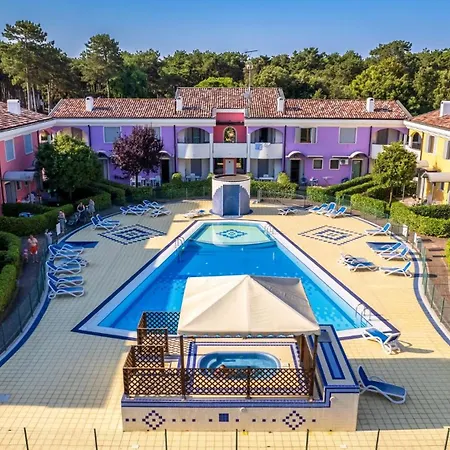 Beautiful Flat In With Pool * Μπιμπιόνε
