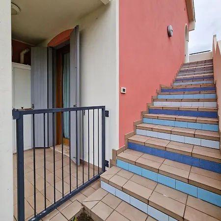 Beautiful Flat In With Pool Διαμέρισμα Μπιμπιόνε