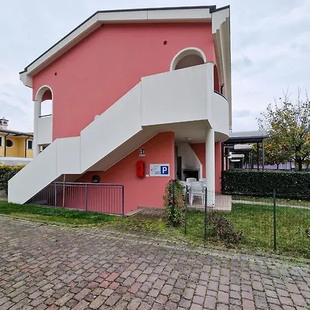 Beautiful Flat In With Pool Διαμέρισμα